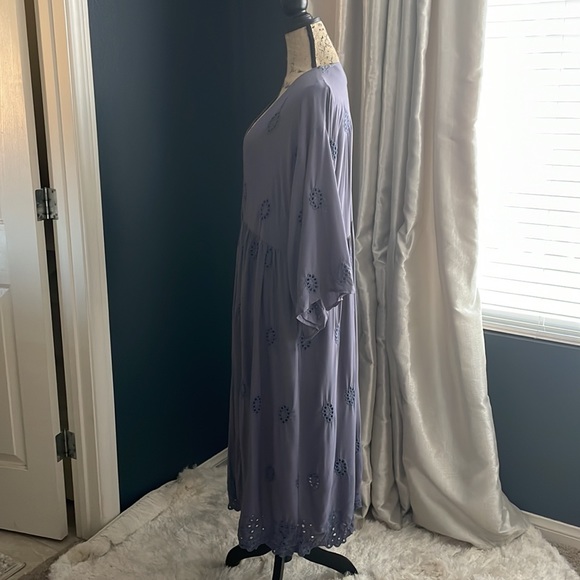 Purple Robe Size Small - Picture 4 of 7